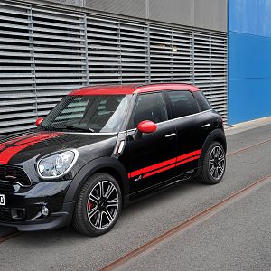 MINI-JCW-Countryman_019