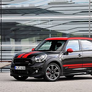 MINI-JCW-Countryman_023
