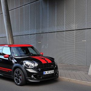 MINI-JCW-Countryman_024