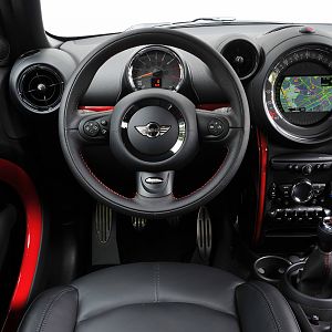 MINI-JCW-Countryman_031