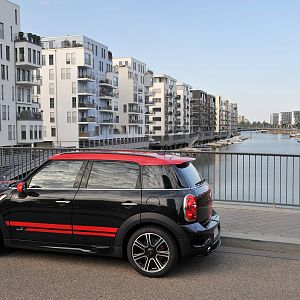 MINI-JCW-Countryman_042