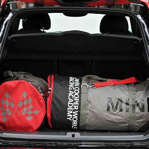 MINI-JCW-Countryman_049