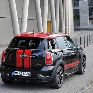 MINI-JCW-Countryman_050