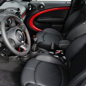 MINI-JCW-Countryman_054