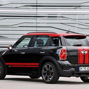 MINI-JCW-Countryman_061