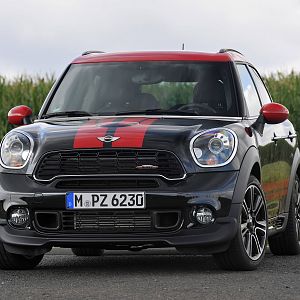 MINI-JCW-Countryman_078