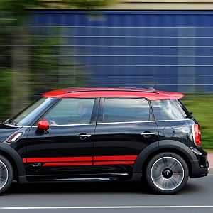 MINI-JCW-Countryman_102