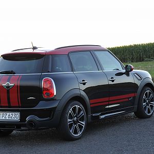 MINI-JCW-Countryman_116