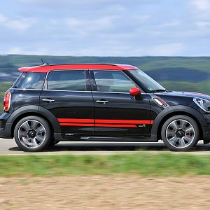 MINI-JCW-Countryman_119