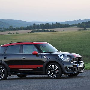 MINI-JCW-Countryman_120