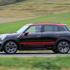 MINI-JCW-Countryman_122