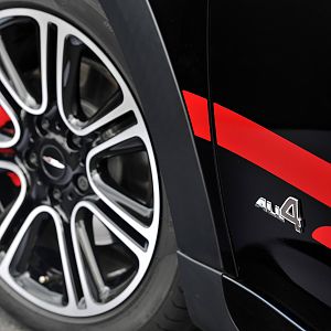MINI-JCW-Countryman_123