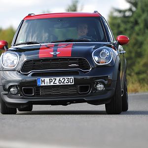 MINI-JCW-Countryman_133