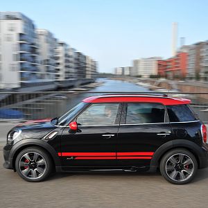 MINI-JCW-Countryman_139