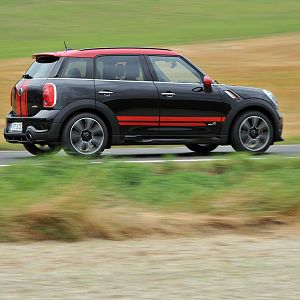 MINI-JCW-Countryman_142