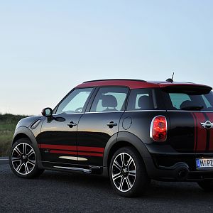 MINI-JCW-Countryman_146