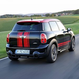 MINI-JCW-Countryman_147