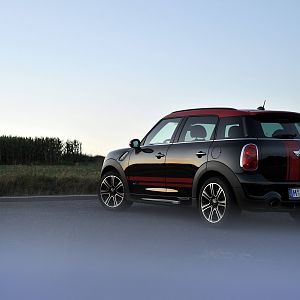 MINI-JCW-Countryman_153