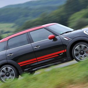 MINI-JCW-Countryman_162