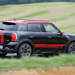 MINI-JCW-Countryman_163