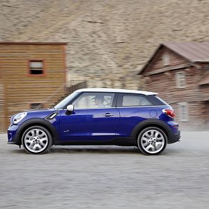 MINI-2013-Paceman_023