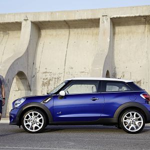 MINI-2013-Paceman_073