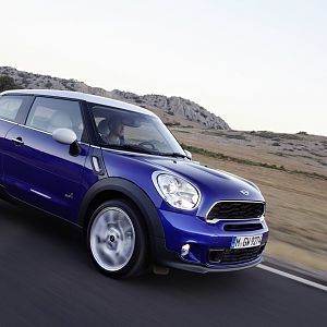 MINI-2013-Paceman_078