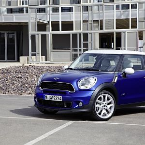 MINI-2013-Paceman_084