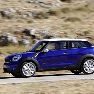 MINI-2013-Paceman_107