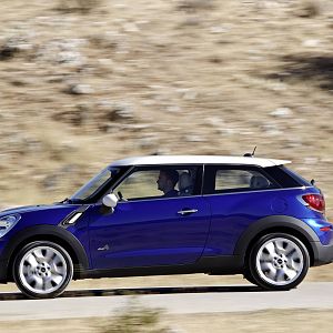 MINI-2013-Paceman_148
