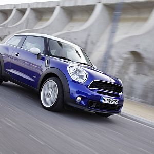 MINI-2013-Paceman_155
