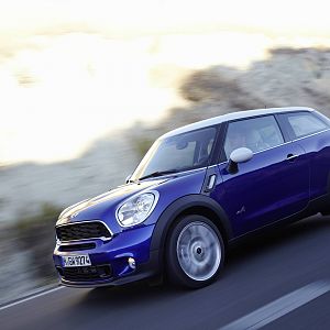MINI-2013-Paceman_157