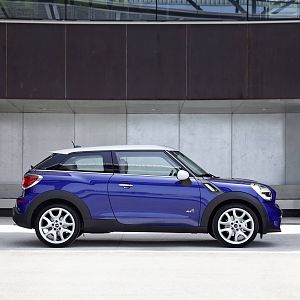 MINI-2013-Paceman_173