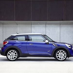 MINI-2013-Paceman_176
