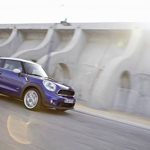MINI-2013-Paceman_181