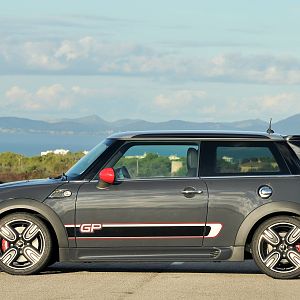 2013-MINI-GP-John-Cooper-Works-JCW_018