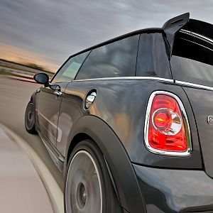 2013-MINI-GP-John-Cooper-Works-JCW_030