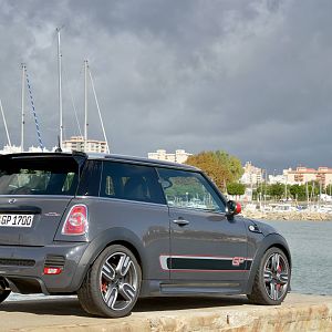 2013-MINI-GP-John-Cooper-Works-JCW_040