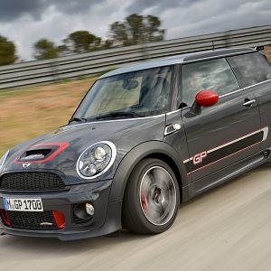 2013-MINI-GP-John-Cooper-Works-JCW_055