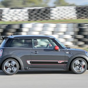 2013-MINI-GP-John-Cooper-Works-JCW_061