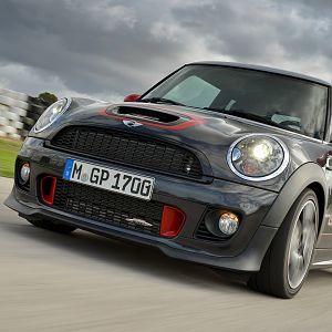 2013-MINI-GP-John-Cooper-Works-JCW_069