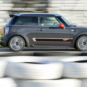 2013-MINI-GP-John-Cooper-Works-JCW_089