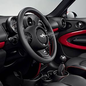 2013-MINI-Paceman-John-Cooper-Works-JCW_008