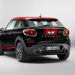 2013-MINI-Paceman-John-Cooper-Works-JCW_010