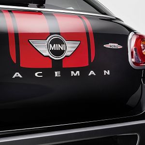 2013-MINI-Paceman-John-Cooper-Works-JCW_013