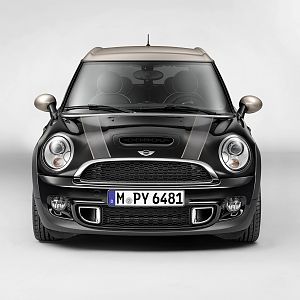 2013_MINI_Clubman_Bond_St_001