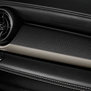 2013_MINI_Clubman_Bond_St_010