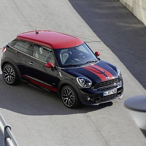 2013_MINI_John_Cooper_Works_Paceman_007