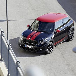 2013_MINI_John_Cooper_Works_Paceman_008
