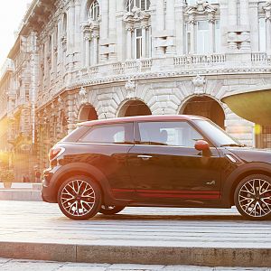 2013_MINI_John_Cooper_Works_Paceman_011